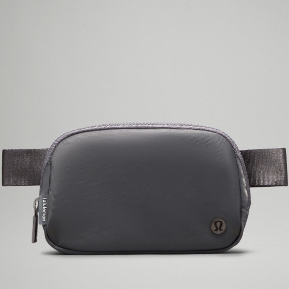 Lululemon belt bag